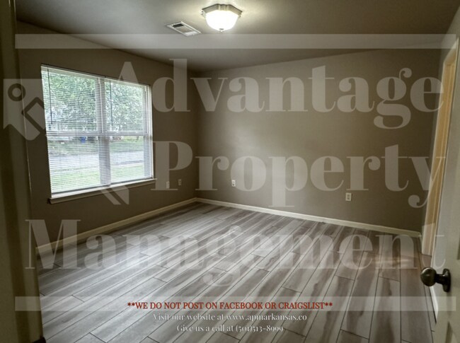 Foto del edificio - 1136 N Ash St