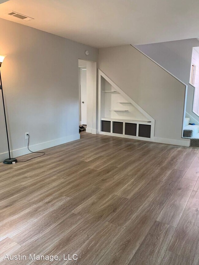 Foto del edificio - 2 br, 2 bath House - 4502 Dorsett Oaks Cir...