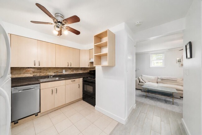 Foto del edificio - 364 1st St
