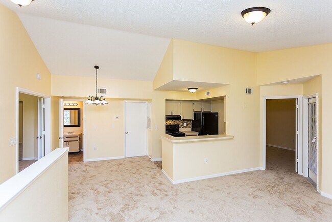 Building Photo - 437 Fountainhead Cir