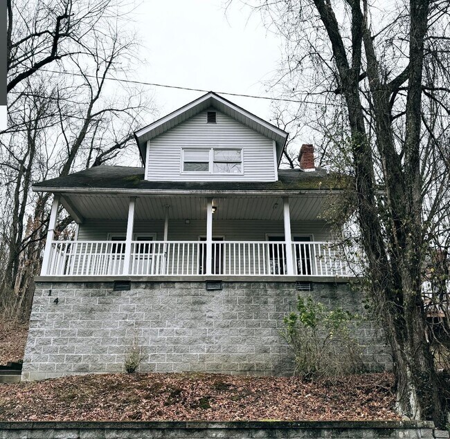 Building Photo - 14 Jacobs St