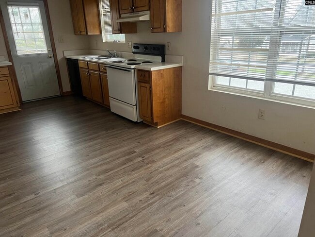 Building Photo - 122 Hazelwood Ct