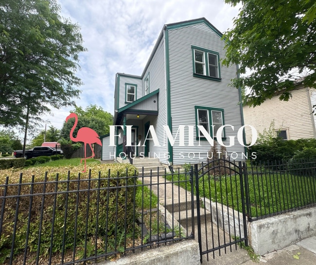 Large 3-Bedroom, 3-Bath Home with Plenty of Space! - Large 3-Bedroom, 3-Bath Home with Plenty of Space!