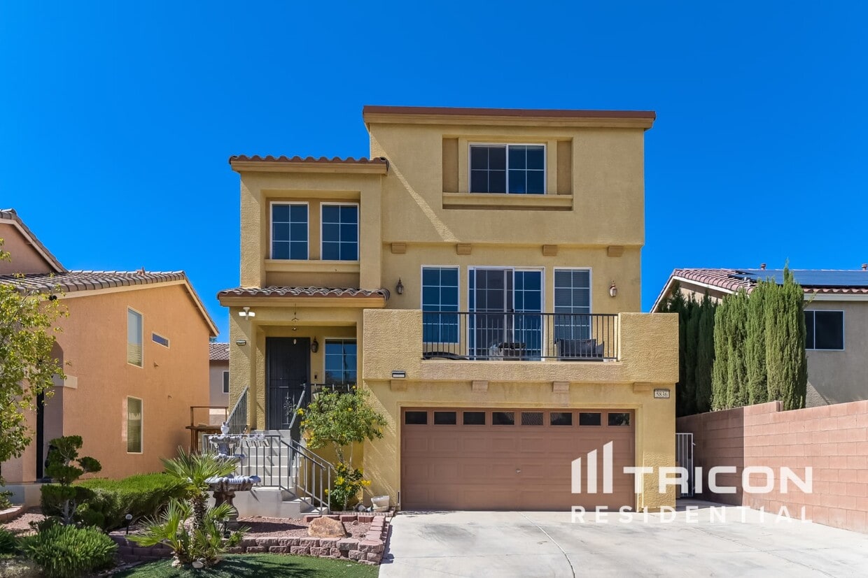Foto principal - 5836 Lambert Bridge Ave
