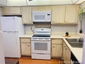 Primary Photo - 1830 Sabal Palm Dr