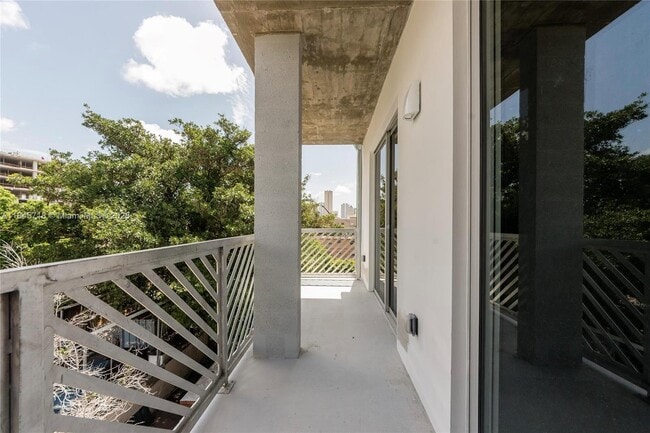 Foto del edificio - 769 NW 1st St