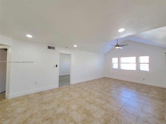 Foto del edificio - 15591 SW 105th Terrace