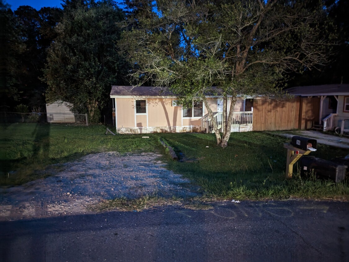 190 Carver Ave, Havana, FL 32333 House Rental in Havana, FL