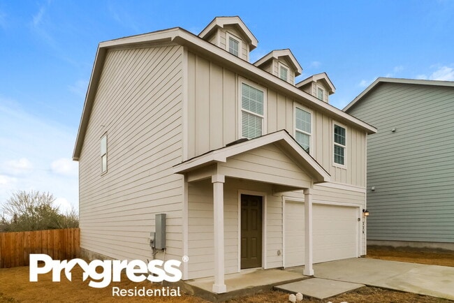 Building Photo - 226 Hollywood Dr