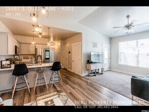 Building Photo - 14487 S Quill Dr