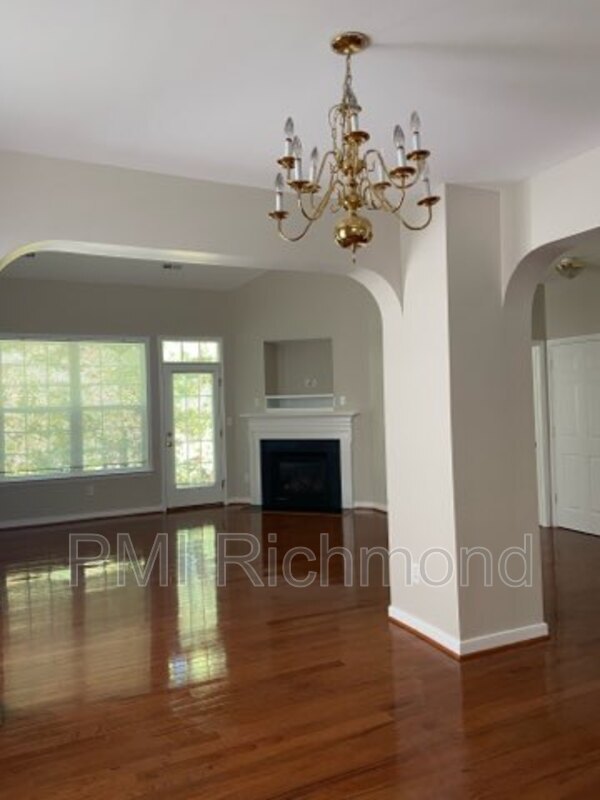 Building Photo - 1252 Providence Knoll Dr
