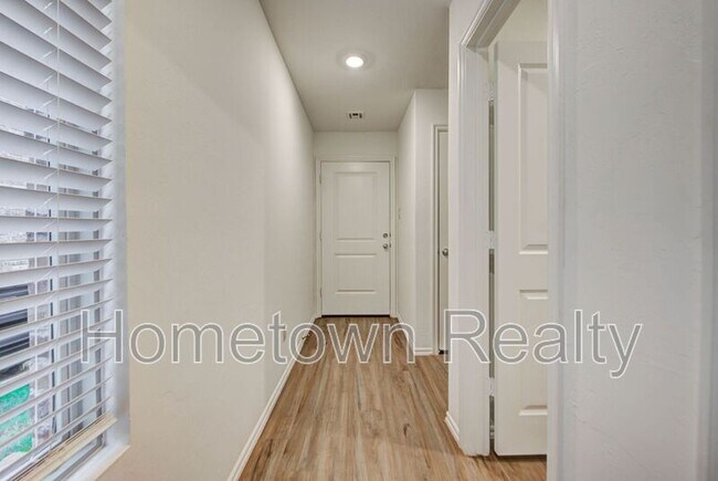 Building Photo - 3302 NW 148th St