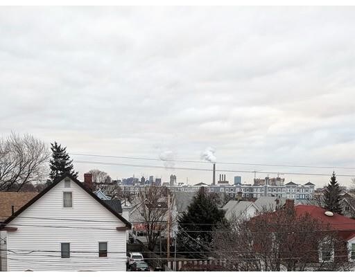 Foto del edificio - 45 Everett Ave