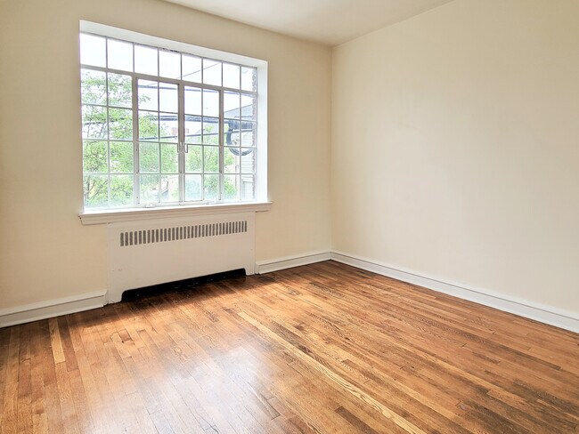 Foto del edificio - 400 44th St