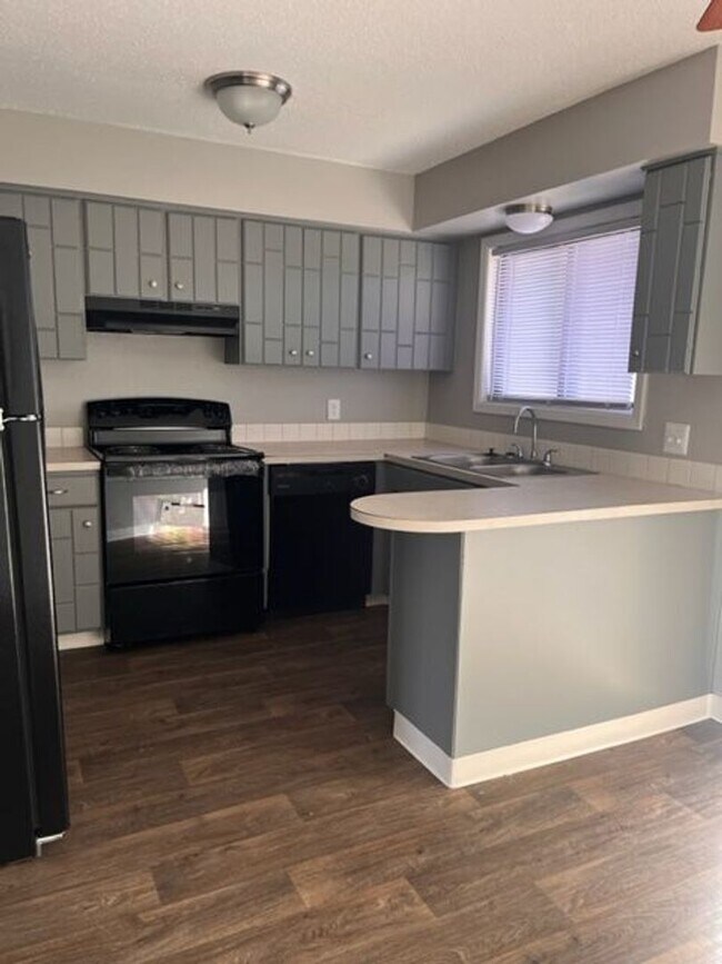 Parke East Townhomes Apartments in Wichita, KS