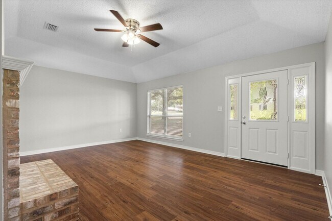 Foto del edificio - REMODELED HOME IN THEODORE!