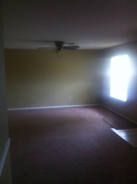 Foto del edificio - 8611-8611 Southridge Dr