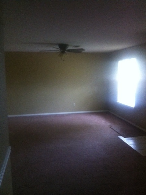 Building Photo - 8611-8611 Southridge Dr