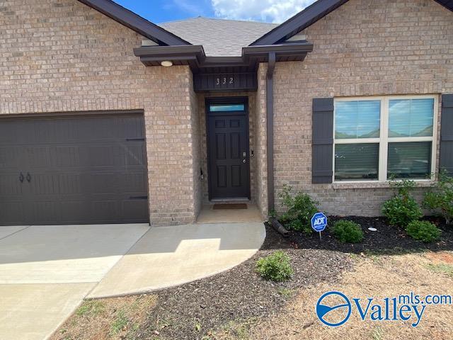 Building Photo - 332 Castlepath Dr SW