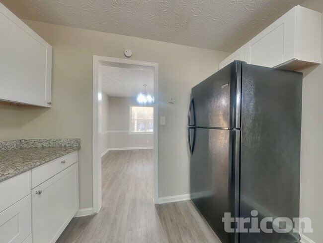 Foto del edificio - 850 Rambling Rose Ct NW