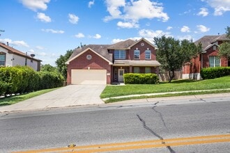 Building Photo - 218 Knights Cross Dr