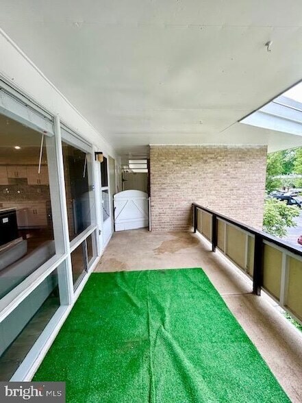 Building Photo - 7523 Spring Lake Drive Unit 7523-D