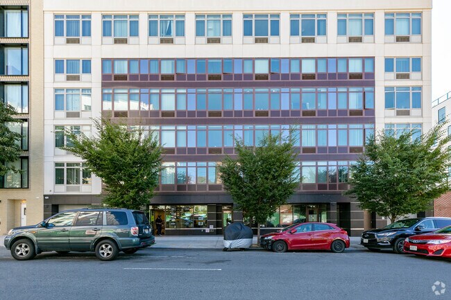 Building Photo - 37-25 33rd St