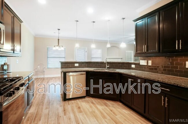 Foto del edificio - 5876 Blevins Cir