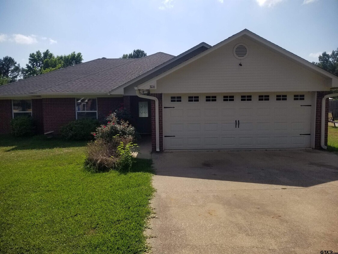 306 Senter Ave, Whitehouse, TX 75791 House Rental in Whitehouse, TX