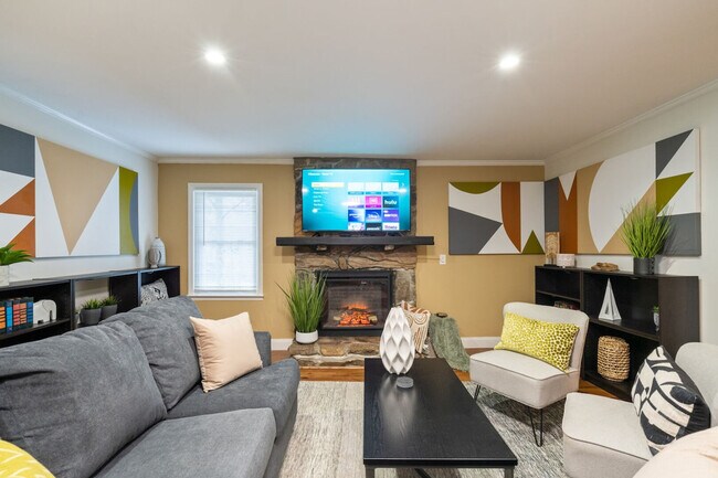 Foto del edificio - 603 Christie Ct