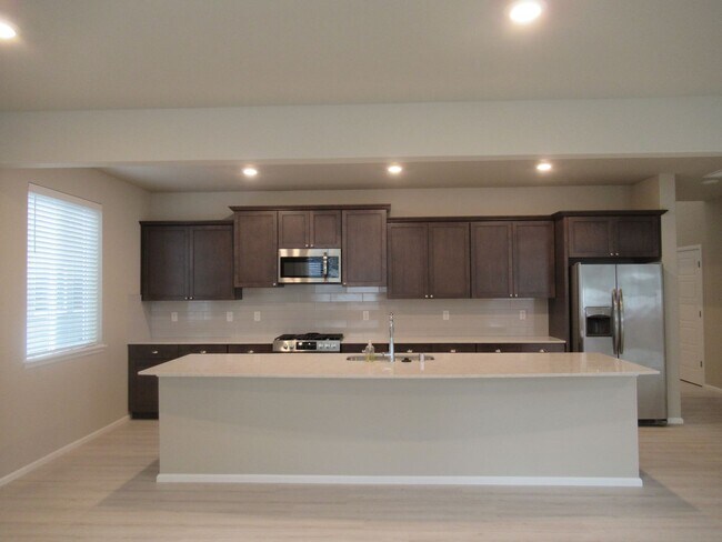 Foto del edificio - Large 5 bedroom, 2.75 bath home in Covington