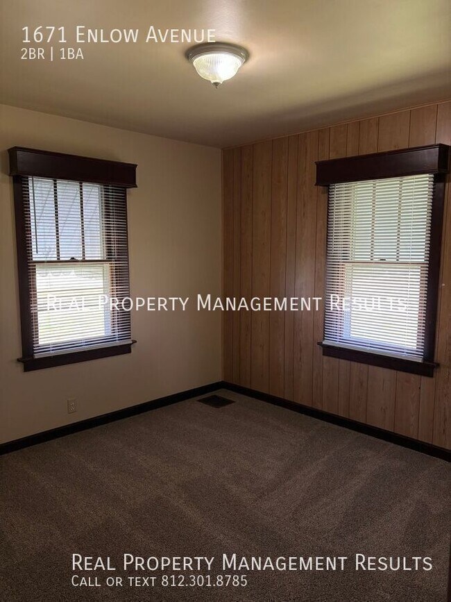 Foto del edificio - 1671 Enlow Ave