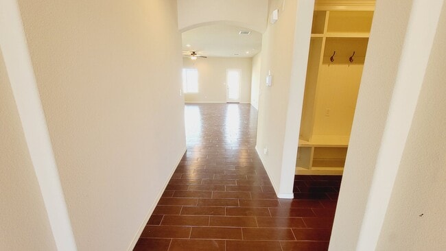Building Photo - 7453 Eagle Vista Dr