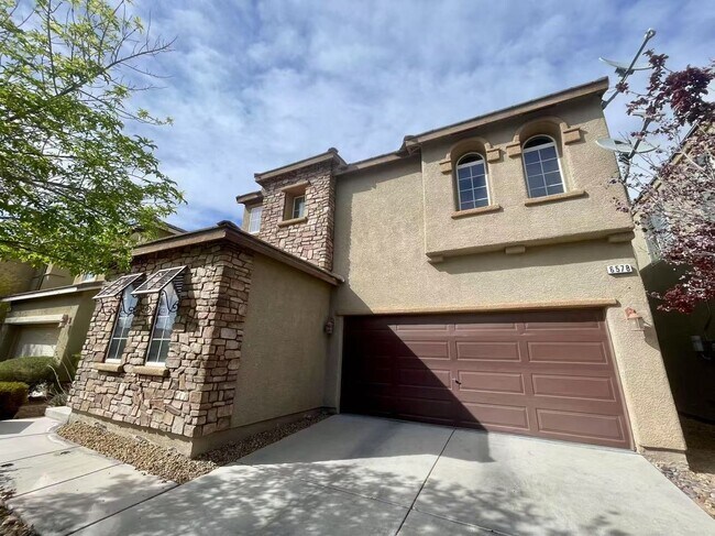 Foto del edificio - Beautiful two-story home in Southern Highl...
