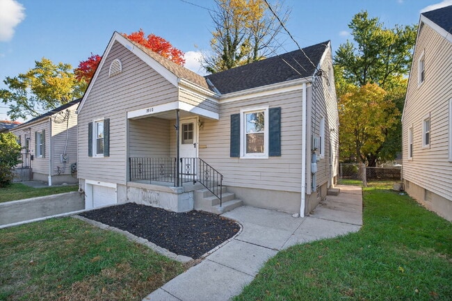 Building Photo - 7020 La Boiteaux Ave