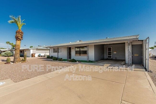 Photo - 5427 E Dodge St House