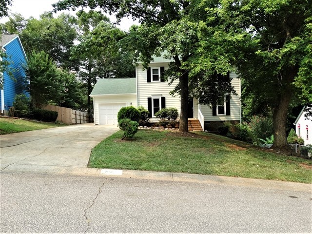 Foto principal - 2417 Snow Creek Lane