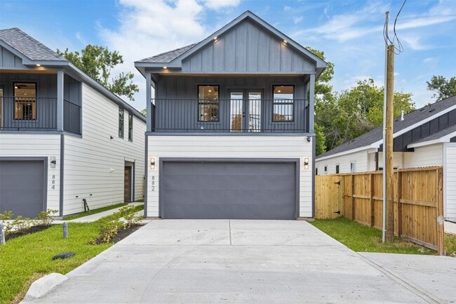 Building Photo - 882 Prosper St