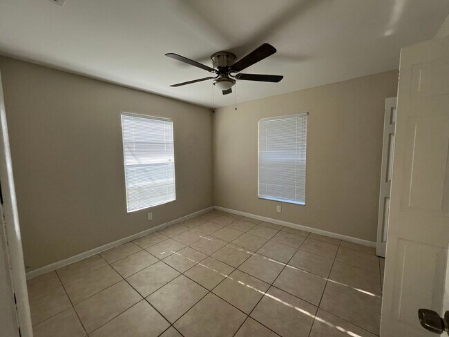 Building Photo - 4770 NW 77th Terrace