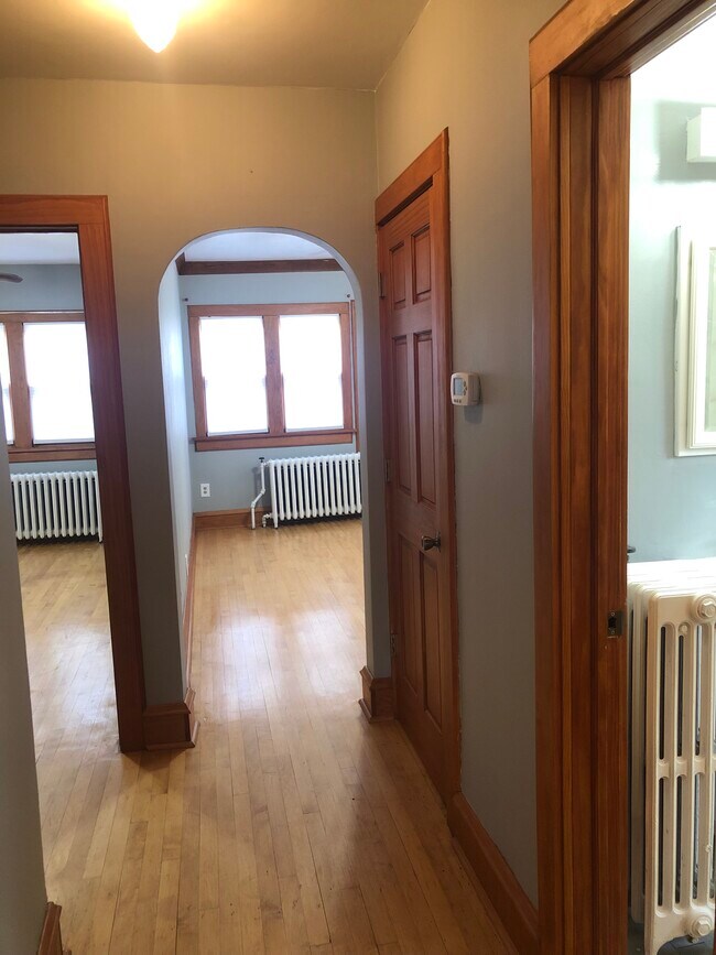 Foto del edificio - 2783A S Howell Ave