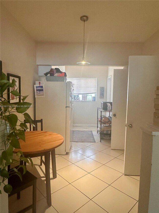 Foto del edificio - 330 74th St