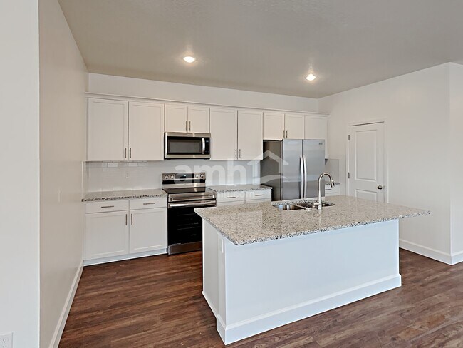 Building Photo - 6087 W Arranmore Drive