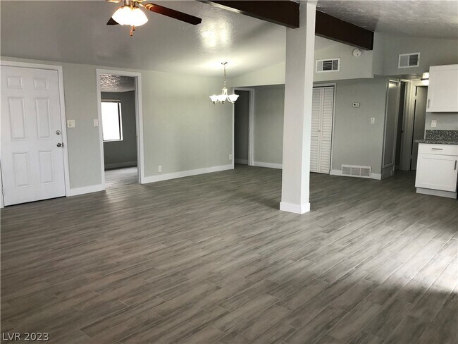 Foto del edificio - 5813 Evergreen Ave