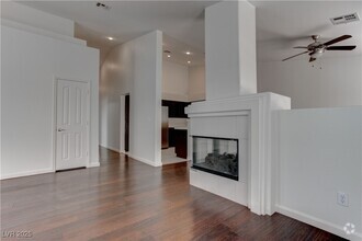 Building Photo - 5694 Snow Drop St