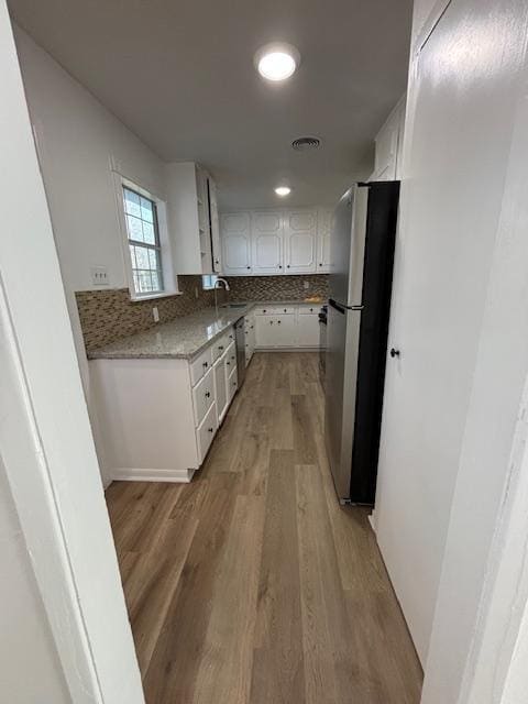 Foto del edificio - 164 Eisenhower Blvd