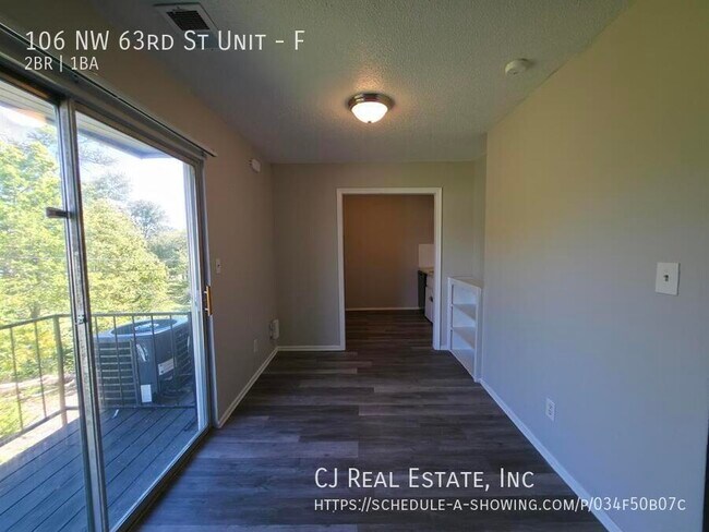 Foto del edificio - 106 NW 63rd St