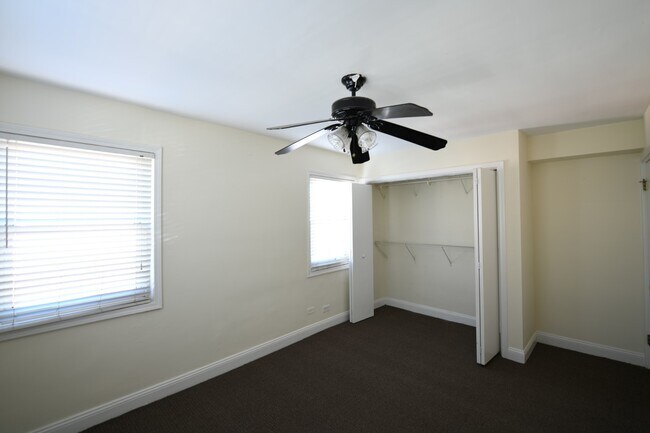 Foto del edificio - 7515 N Damen Ave