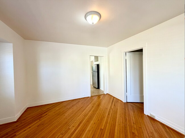 Foto del edificio - 1325 Laguna St