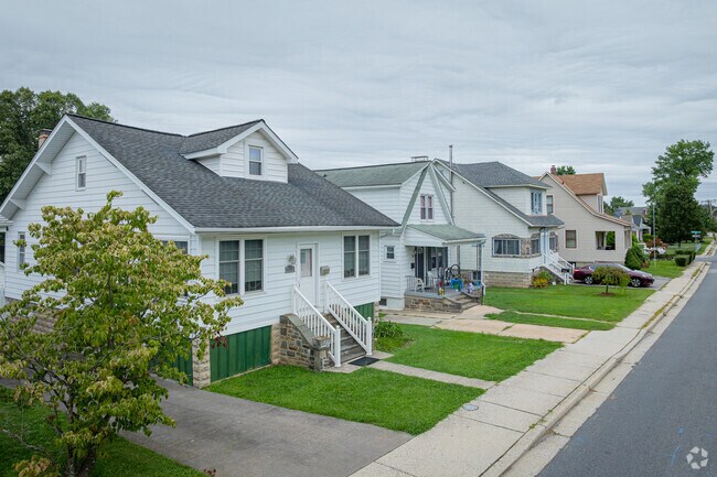 Foto del edificio - 7604 Old Harford Rd