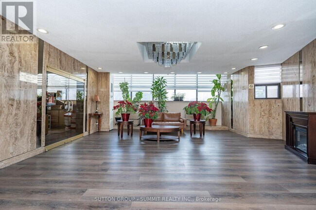 Building Photo - 11 Wincott Dr